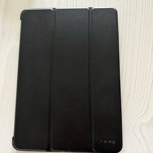 Black Trifold Tablet Case - Protective Cover